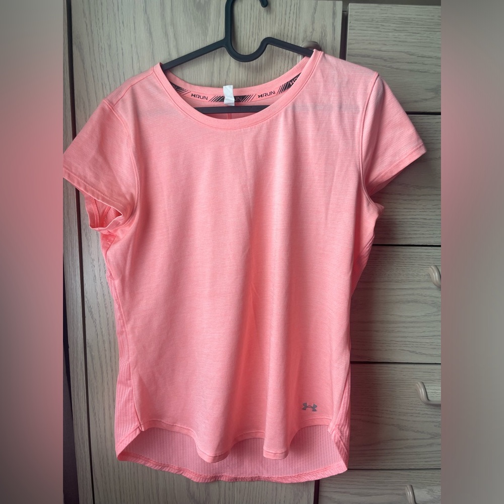 COPY - Under Armour fitted threadborne top large